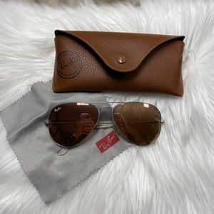 Ray-Bans Aviators